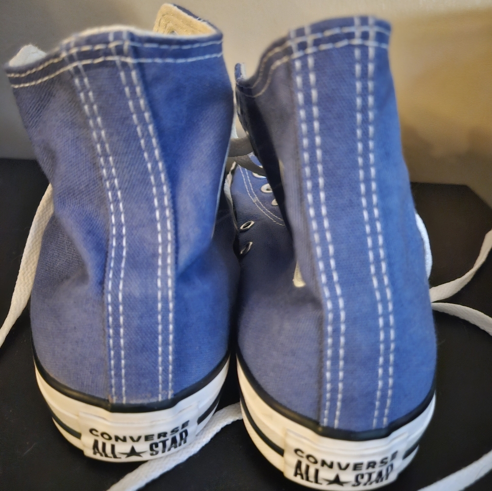 Converse blue high top women's 8.5 or mens 6.5
